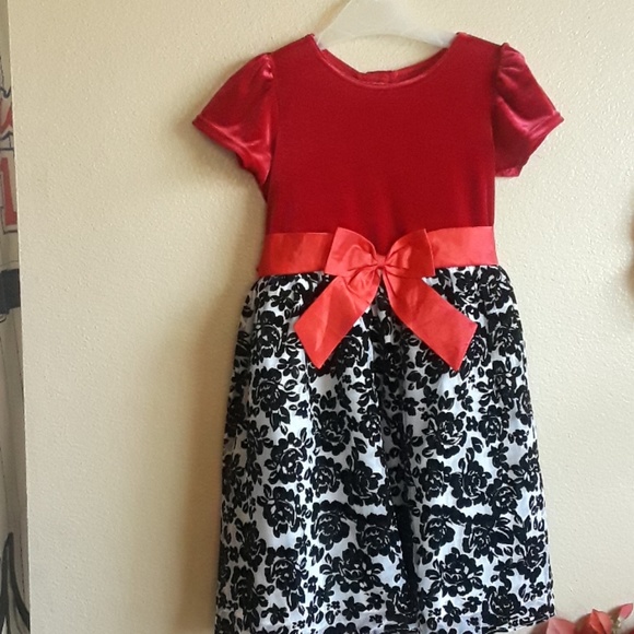 Talla - Picture 2 of 3